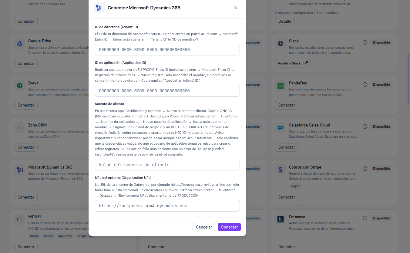 Modal «Conectar Microsoft Dynamics 365» con los campos ID de directorio (Tenant ID), ID de aplicación (Application ID), Secreto de cliente con el aviso sobre el rol de seguridad insuficiente, URL del entorno (Organization URL) con el ejemplo https://tuempresa.crm4.dynamics.com, y los botones Cancelar y Conectar